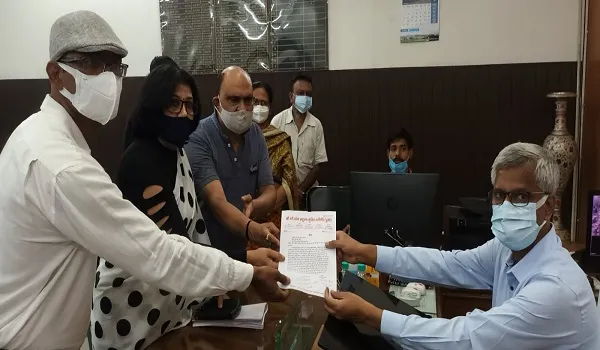मुरादाबाद: महंत नरेंद्र गिरि की मौत की जांच सीबीआई से कराने की मांग