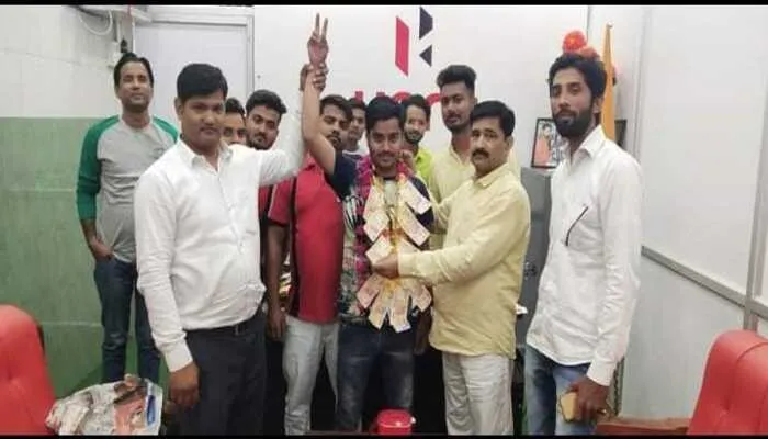 शोएब ने किया बाराबंकी का नाम रौशन, इंजीनियरिंग की परीक्षा में लाए 93%