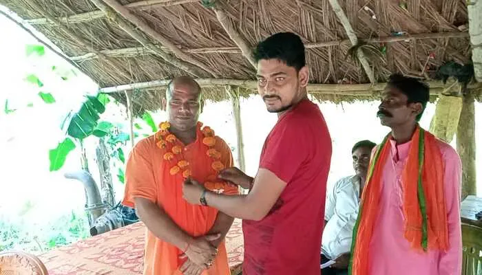 हिन्दू समाज को अपने धर्म के प्रति जागरूक होना चाहिए: नीरज शर्मा