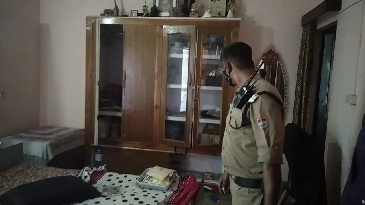 हल्द्वानी: मीडिया सेंटर का ताला तोड़ा, बगल के घर से टोंटियां खोल गए चोर, सोती रही पुलिस