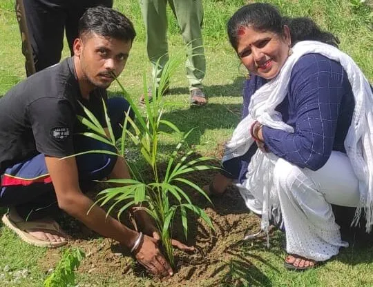 हल्द्वानी: कात्यायनी फाउंडेशन ने नैब में रोपे पौधे, अंतरराष्ट्रीय स्टेडियम में की सफाई