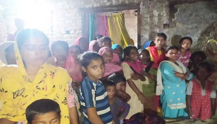 बाराबंकी: संदिग्ध परिस्थितियों में मिला महिला का शव, परिजनों ने जताई हत्या की आशंका