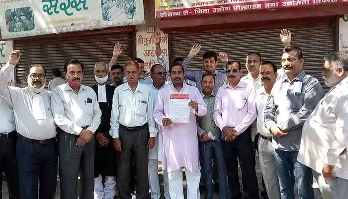 हरदोई: गौ सेवक पर दर्ज मुकदमा वापस लेने की उठी मांग, जानें पूरा मामला…