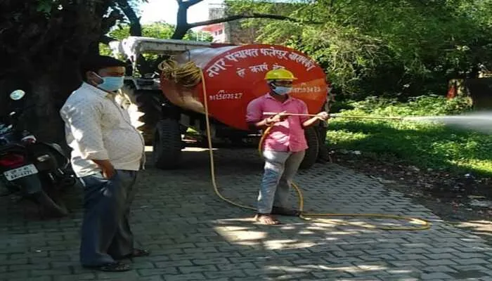 बाराबंकी: नगर पंचायत प्रशासन ने कसी कमर, बड़े स्तर पर चल रहा साफ-सफाई अभियान, जानें वजह…