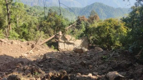 नैनीताल: आपका के बाद अब अपने घरों में रहने से डरने लगे है लोग…
