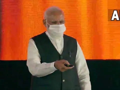 ऋषिकेश एम्स पहुंचे प्रधानमंत्री नरेंद्र मोदी, ऑक्सीजन प्लांट की दी सौगात