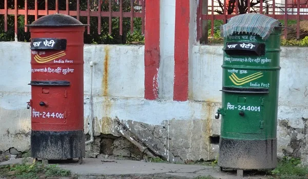 मुरादाबाद : मोबाइल के युग में गुम हुई संदेश का जरिया ‘चिट्ठी’