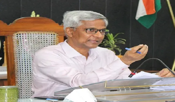 मुरादाबाद : बेसिक शिक्षा के वित्त लेखाधिकारी व बीएसए से जिलाधिकारी ने मांगी रिपोर्ट
