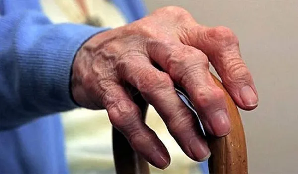मुरादाबाद : वृद्धाश्रम पहुंचकर मनाया वरिष्ठ नागरिक दिवस, सुनी समस्याएं