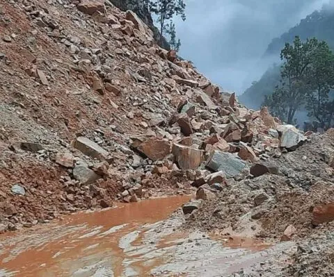 हल्द्वानी: आपदा की वजह से जिले में 22 ग्रामीण मार्ग अभी भी बंद