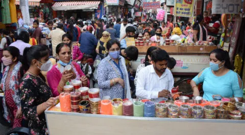 हल्द्वानी: करवाचौथ पर पहाड़ी इलाकों में चांद कर सकता है आंखमिचौली, जानें क्या है शुभ मुहूर्त