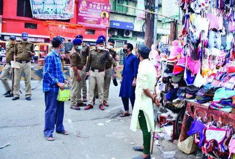 हल्द्वानी: कोतवाली पुलिस ने चलाया अतिक्रमण हटाओ अभियान