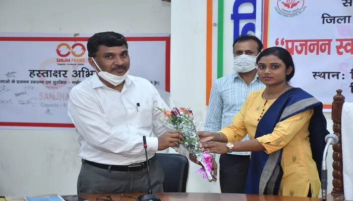 उन्नाव: सुरक्षित गर्भपात विषय पर जिला स्तरीय संवेदीकरण कार्यशाला संपन्न