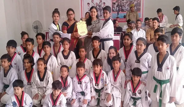 बिजनौर : ताइक्वांडो डेमो चैंपियनशिप प्रतियोगिता का आयोजन