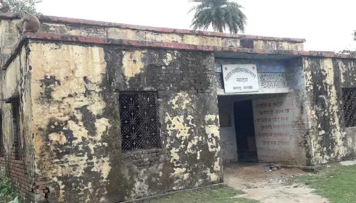 बाराबंकी: राजकीय होम्योपैथिक चिकित्सालय भवन महादेवा की व्यवस्थाएं बदहाल, जानें