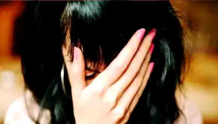 रायबरेली: युवक से मिलने गई बेटी पर पिता ने बरपाया कहर, जानें फिर हुआ?