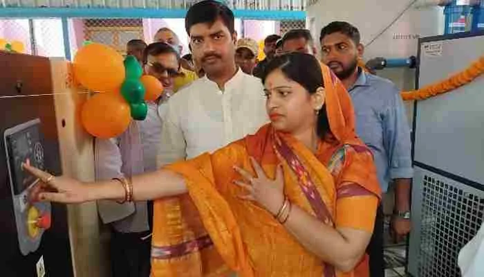 अयोध्या: जिले में नौ ऑक्सीजन प्लांट की हुई शुरुआत, डीएम ने कही ये बड़ी बात