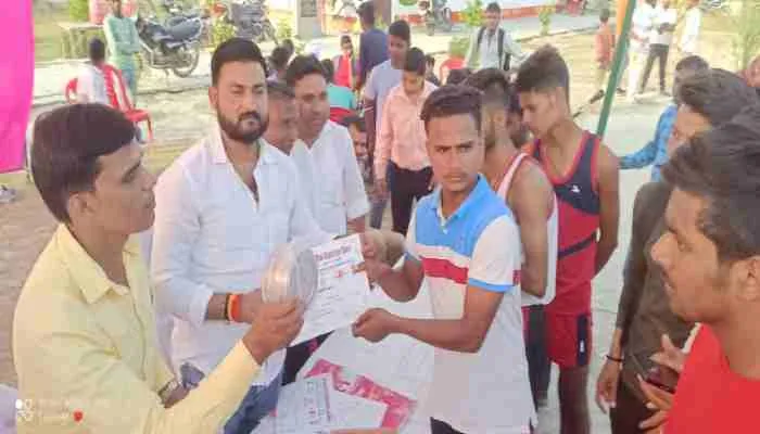 अमेठी: ब्लॉक स्तरीय खेलकूद प्रतियोगिता हुआ आयोजन