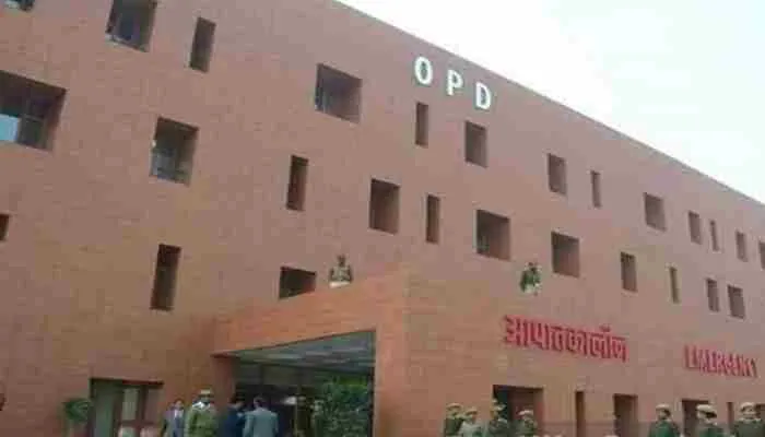 महिलाओं के साथ पुरुषों में भी स्तन कैंसर का खतरा : प्रो. आनंद मिश्रा