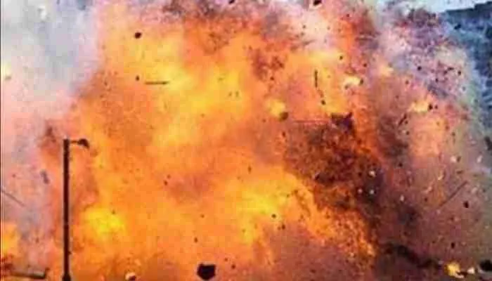 शामली: पटाखा फैक्ट्री में भीषण विस्फोट से चार की मौत, कई घायल