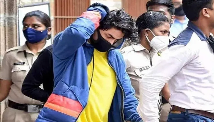 Aryan Khan Drugs Case:  HC में शुरू हुई सुनवाई, मुकुल रोहतगी ने रखी यह दलीलें…