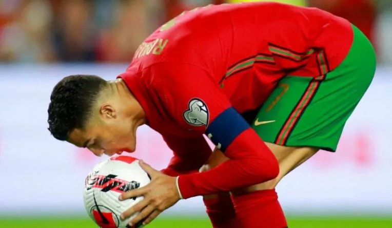 रोनाल्डो की हैट्रिक, डेनमार्क ने विश्व कप में बनाई जगह