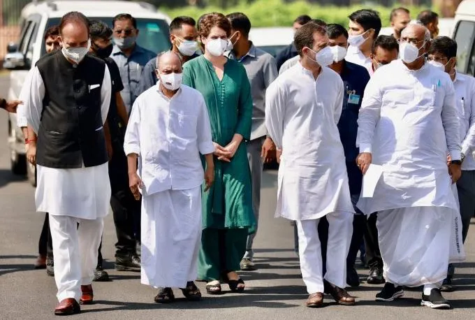 कांग्रेस के प्रतिनिधिमंडल ने लखीमपुर खीरी हिंसा के मामले को लेकर राष्ट्रपति से की मुलाकात