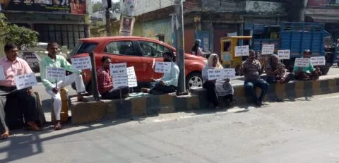 हल्द्वानी: सफाई कर्मियों के उत्पीड़न के खिलाफ निगम के संगठनों में उबाल