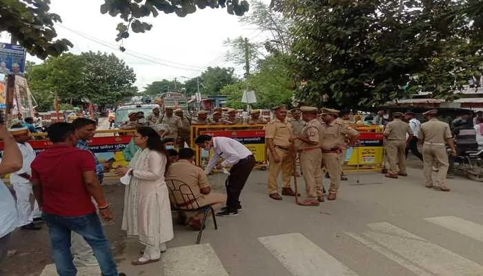 किसान नेताओं को हाउस अरेस्ट कर प्रशासन ने विफल किया रेल रोको आंदोलन