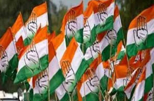 केरल में कांग्रेस को झटका, एक और नेता ने छोड़ी पार्टी