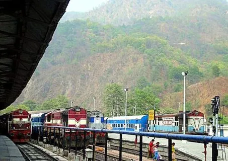 यात्रीगण ध्यान दें: काठगोदाम से रानीखेत स्पेशल ट्रेन तीन महीने तक रहेगी निरस्त