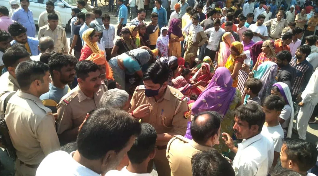 दो घंटे तक बरेली-दिल्ली हाईवे जाम, तीन किलोमीटर तक फंसे वाहन