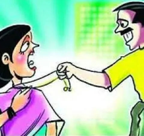 हल्द्वानी: पटेल चौक में खरीदारी कर रही महिला के गले से चेन लूटकर भागा शातिर, फिर जो हुआ