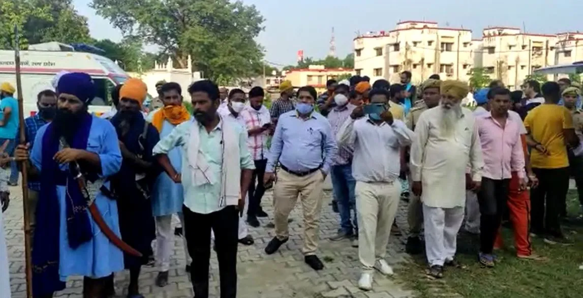 लखीमपुर खीरी: मृतक के पिता बोले- मेरे बेटे को पहले मंत्री के बेटे ने गोली मारी, बाद में उसके ऊपर गाड़ियां चढ़ा दी