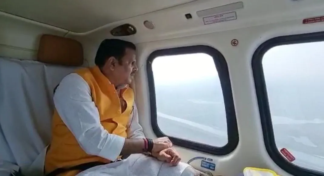 पीलीभीत: मुख्यमंत्री के निर्देश पर आए जल शक्ति संसाधन मंत्री, बाढ़ ग्रस्त इलाकों का किया हवाई सर्वेक्षण