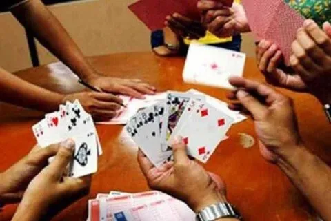 काशीपुर: जुआ खेल रहे चार लोगों को एसओजी टीम ने दबोचा