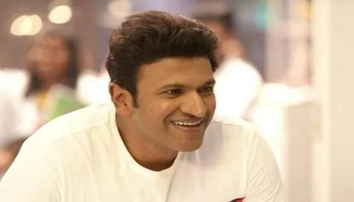 Puneeth Rajkumar Death: एक्टर की मौत से सदमे में आए 2 फैंस का हुआ निधन