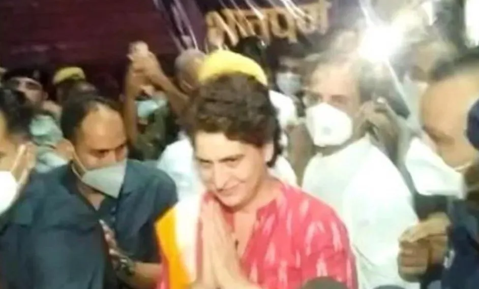 लखीमपुर खीरी पहुंचे राहुल-प्रियंका, पलिया में की पीड़ित किसान परिवार से मुलाकात