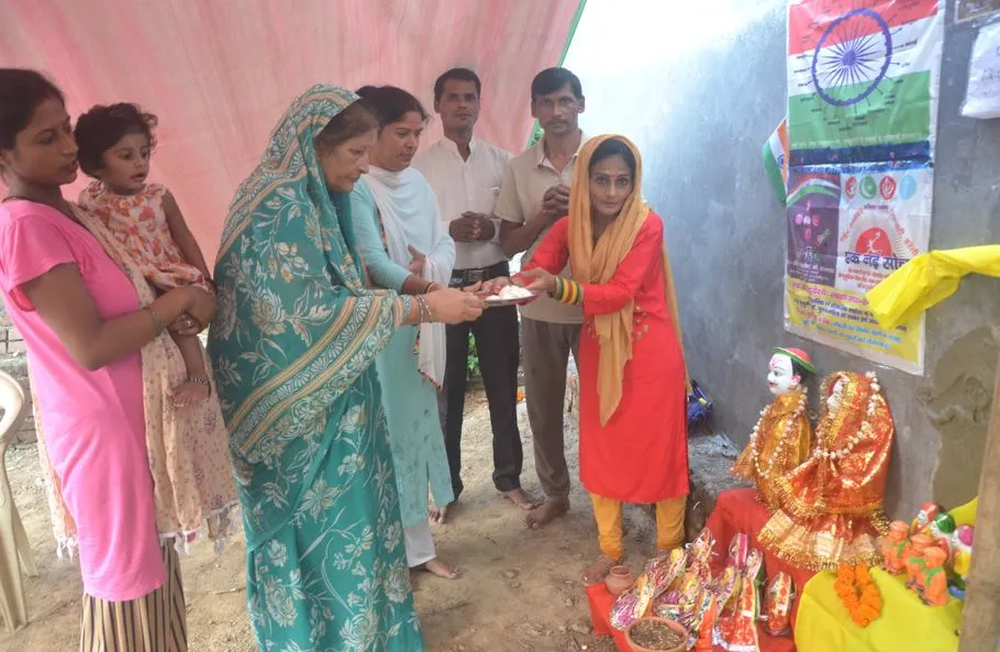 बरेली: लोक संस्कृति ‘सिमरा-सिमरिया’ की शादी को पुनर्जीवित किया