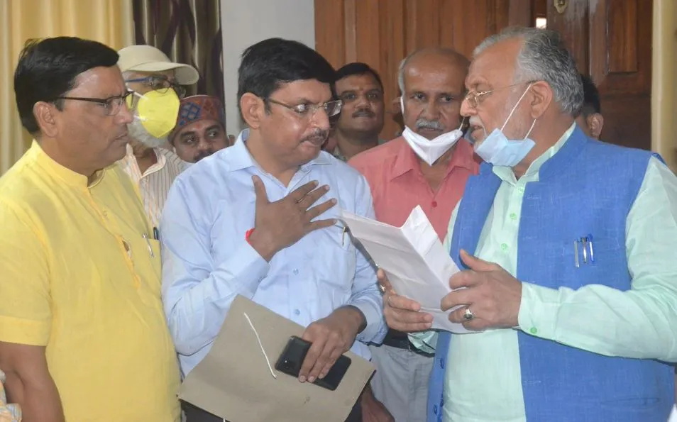 बरेली: 108 साल पुरानी गौशाला का नवीनीकरण फंसा, 600 गौवंश पल रहे