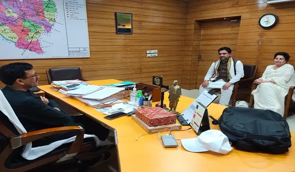 रामपुर : बेगम नूर बानो ने कहा, बाढ़ से हुई तबाह फसलों का मुआवजा दे सरकार