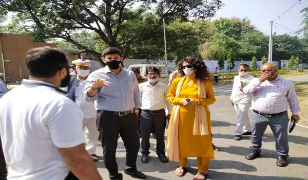 रामपुर : शौचालयों की बदहाली पर डीएम ने ईओ को लगाई फटकार