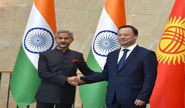 विदेश दोरा : भारत किर्गिस्तान को विकास परियोजनाओं के लिए देगा 20 करोड़ डॉलर का ऋण