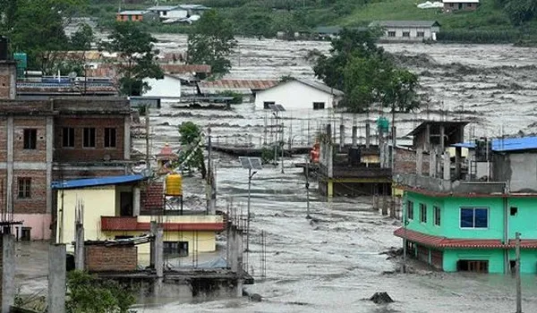 नेपाल में बाढ़ और भूस्खलन से 48 से ज्यादा लोगों की मौत, 31 अन्य के लापता