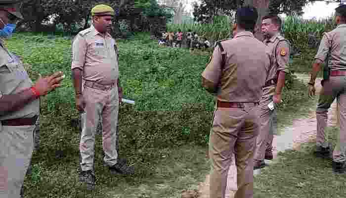 सीतापुर: सास के संग घास काटने गई विवाहिता की धारदार हथियार से हमला कर हत्या