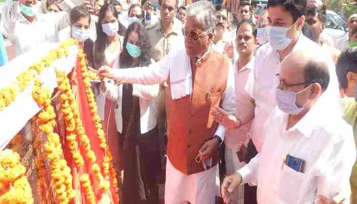 हरदोई: राज्यसभा सांसद ने किया ऑक्सीजन प्लांट का लोकार्पण, कही ये बड़ी बात
