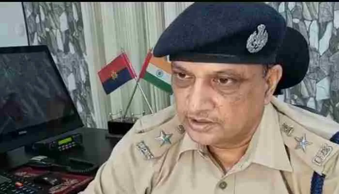 UP सरकार ने किए 14 IPS अफसरों के तबादले, सुधीर कुमार बने आगरा के नए SSP