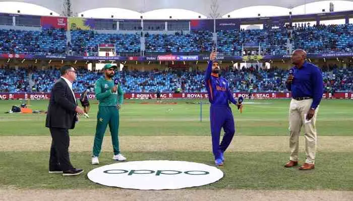 T20 World Cup : बाबर व रिजवान की जोड़ी जमी, पाकिस्तान जीत के करीब