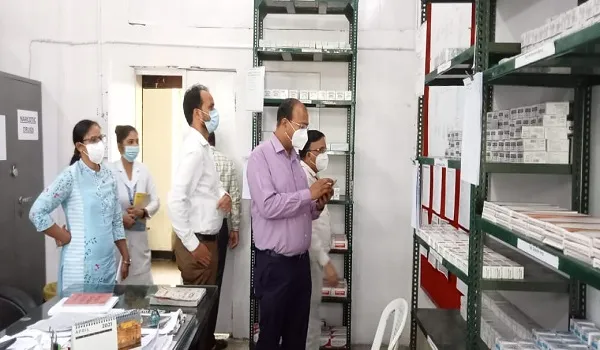 मुरादाबाद : जिला अस्पताल पहुंची कायाकल्प योजना की टीम