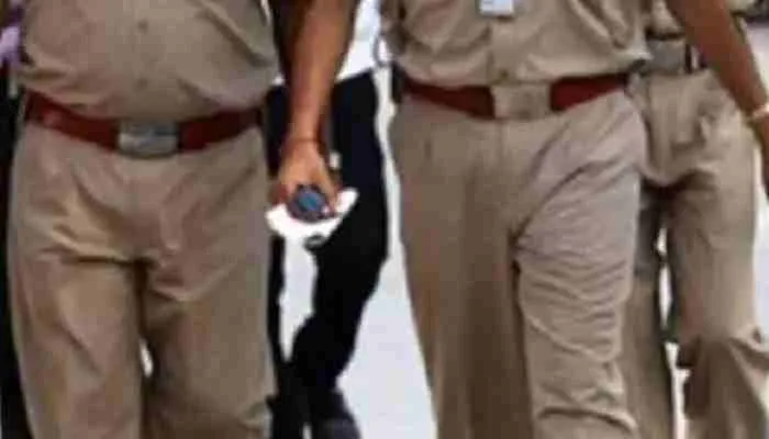 लखनऊ: तीन डकैतों को पकड़ने में लगे 28 पुलिसकर्मी, जानें पूरा मामला
